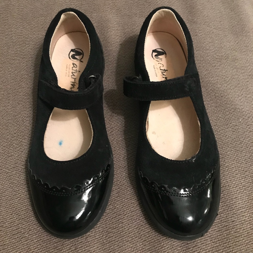 Girls Naturino school shoes/ dress shoes